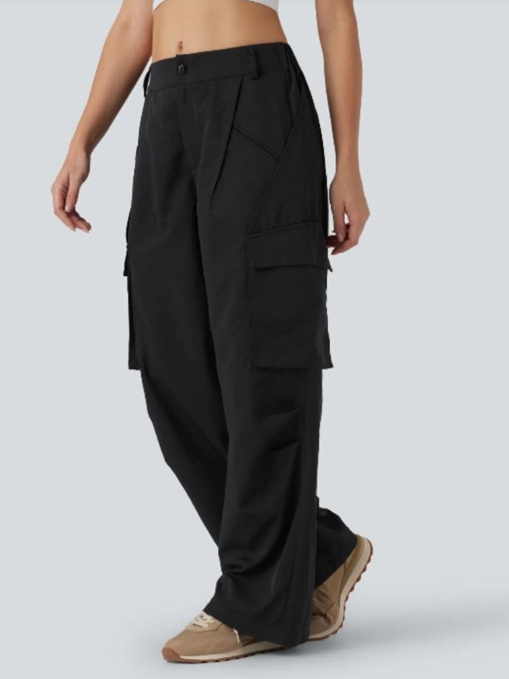 HALARA Wide Leg Cargo Pants in Black
